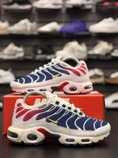 Tênis Air Max Plus "PSG"