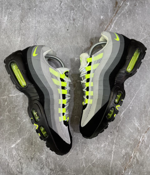 Tênis Air Max 95 "Neon Yellow"