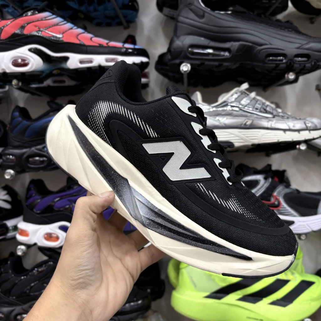 NB SC Eclips “Black White”