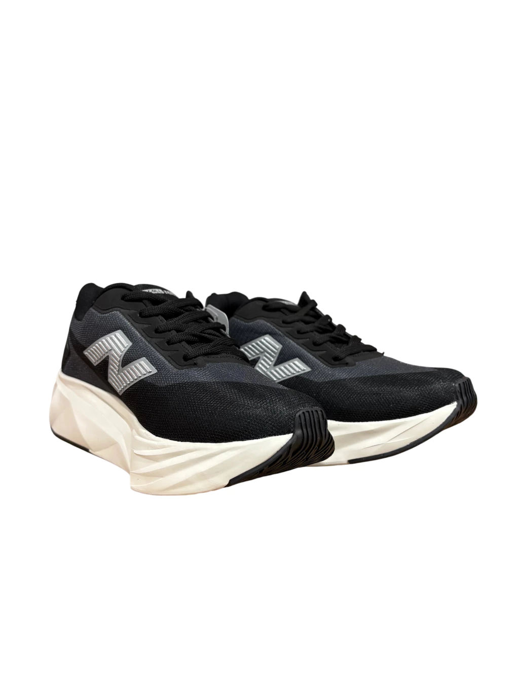 NB Rebel Preto/Branco