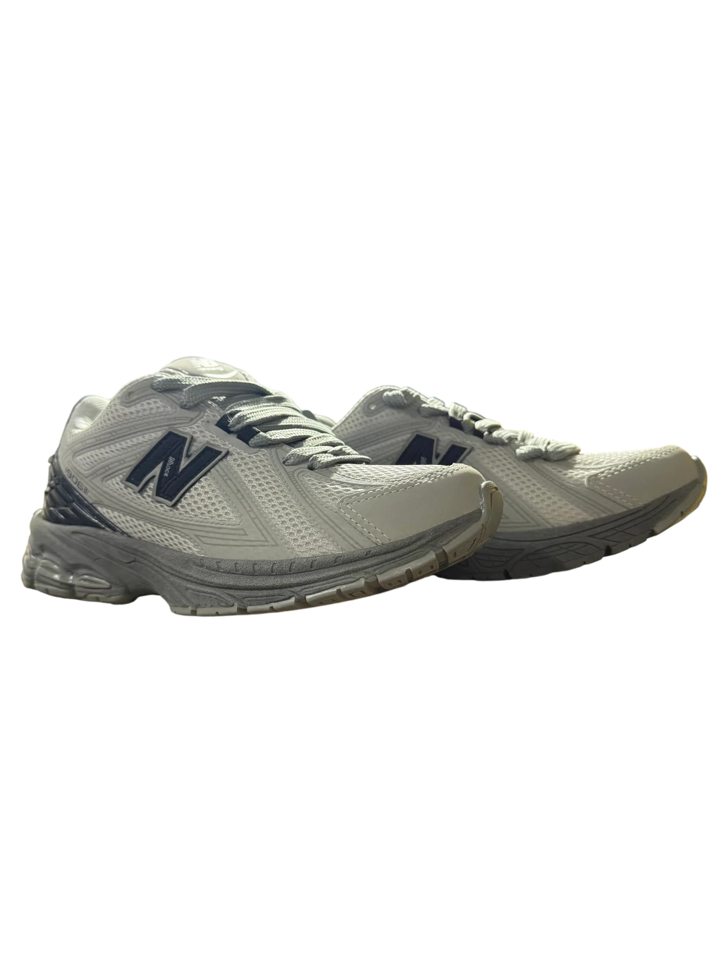 NB 1906R “cinza