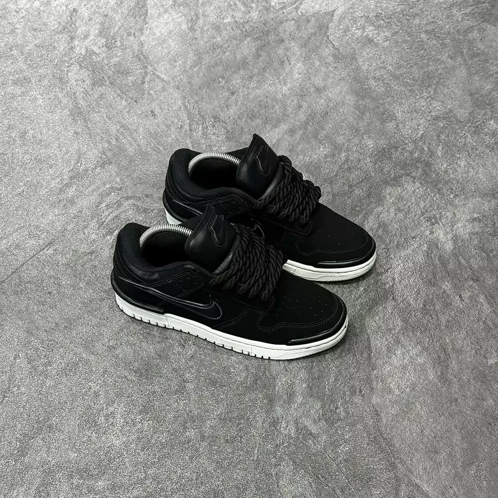 Nike Dunk Twist Black White