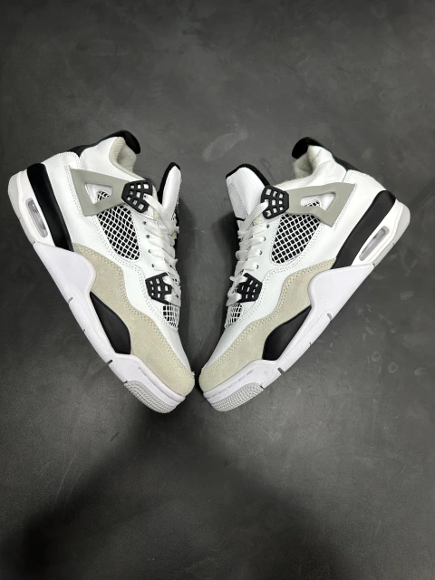 SB Air Jordan 4 x Retro "black-white"